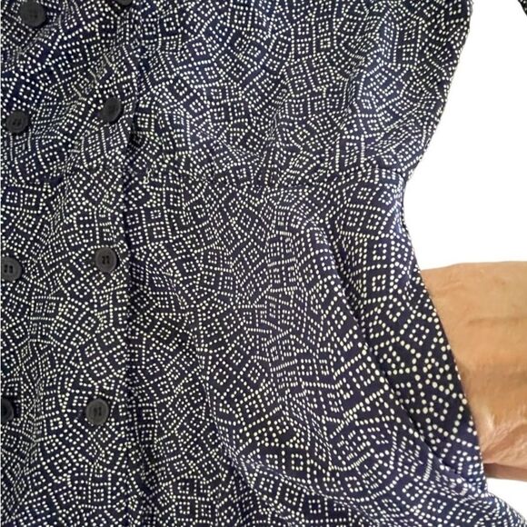 Liz Claiborne short sleeve blue & white button up summer midi dress sz 12 - Picture 3 of 7